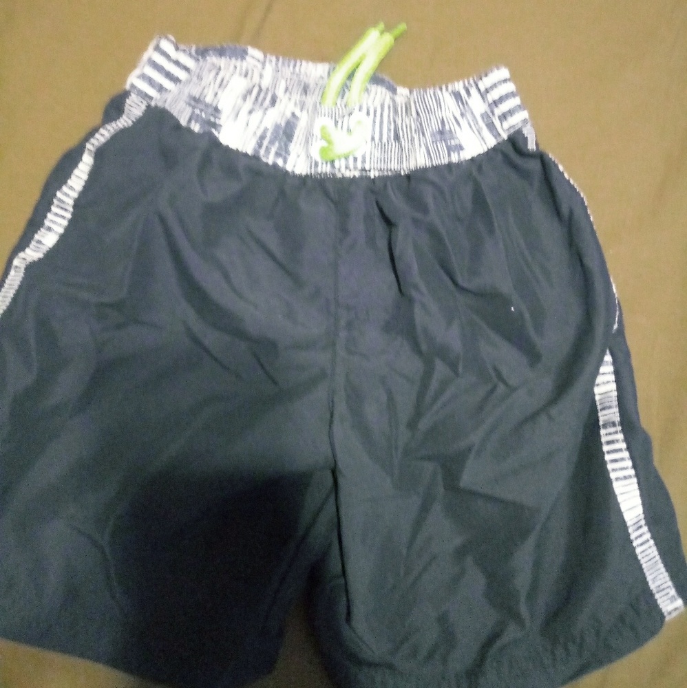 Swim trunks boys 6/7